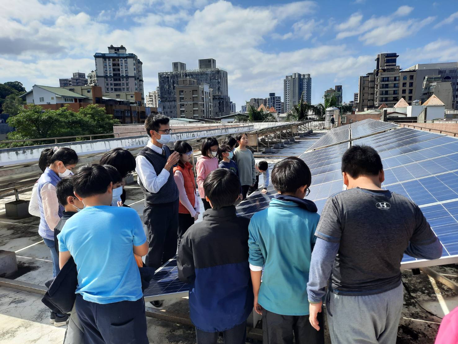 臺北市士林區芝山國民小學